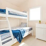 Beautiful Home In Darlowo With Wifi Tatil Evi